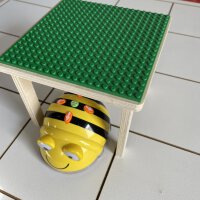 Carport mit Klemmbaustein Adapter  für Bee-Bot / Blue-Bot